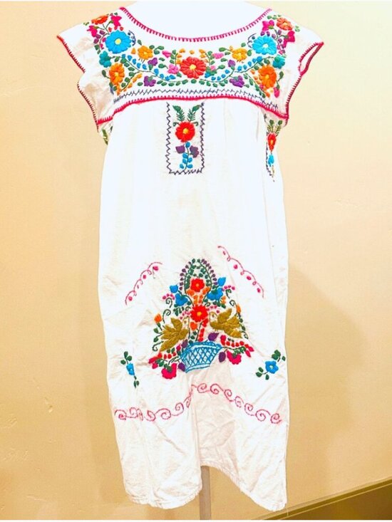 Nativa Dresses & Skirts - MEXICAN COTTON EMBROIDERED DRESS MEDIUM